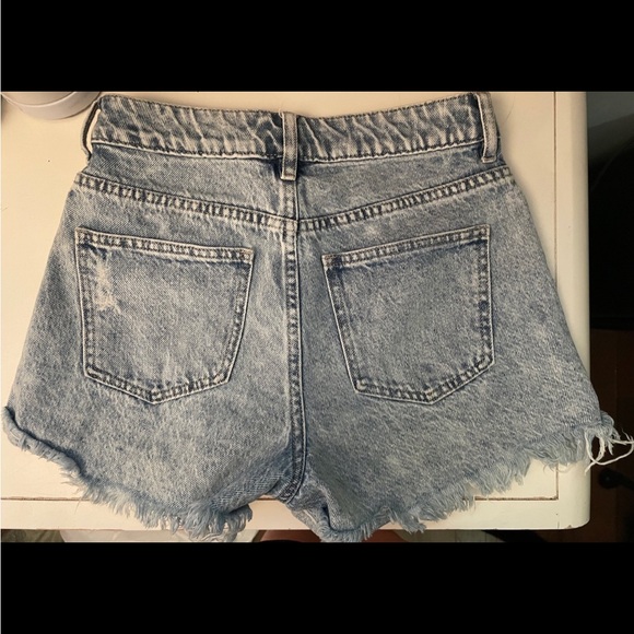 PacSun Size 25 Jean shorts - Picture 2 of 5